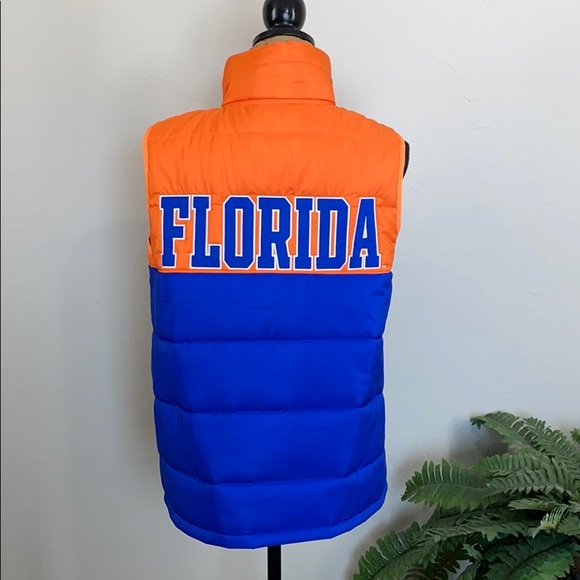 NWOT PINK Victoria’s Secret Florida Gator Puffer Vest - Picture 9 of 12